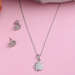 Sparkling Leaf Silver Pendant Set