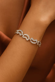 Arka Curve Link Silver Bracelet